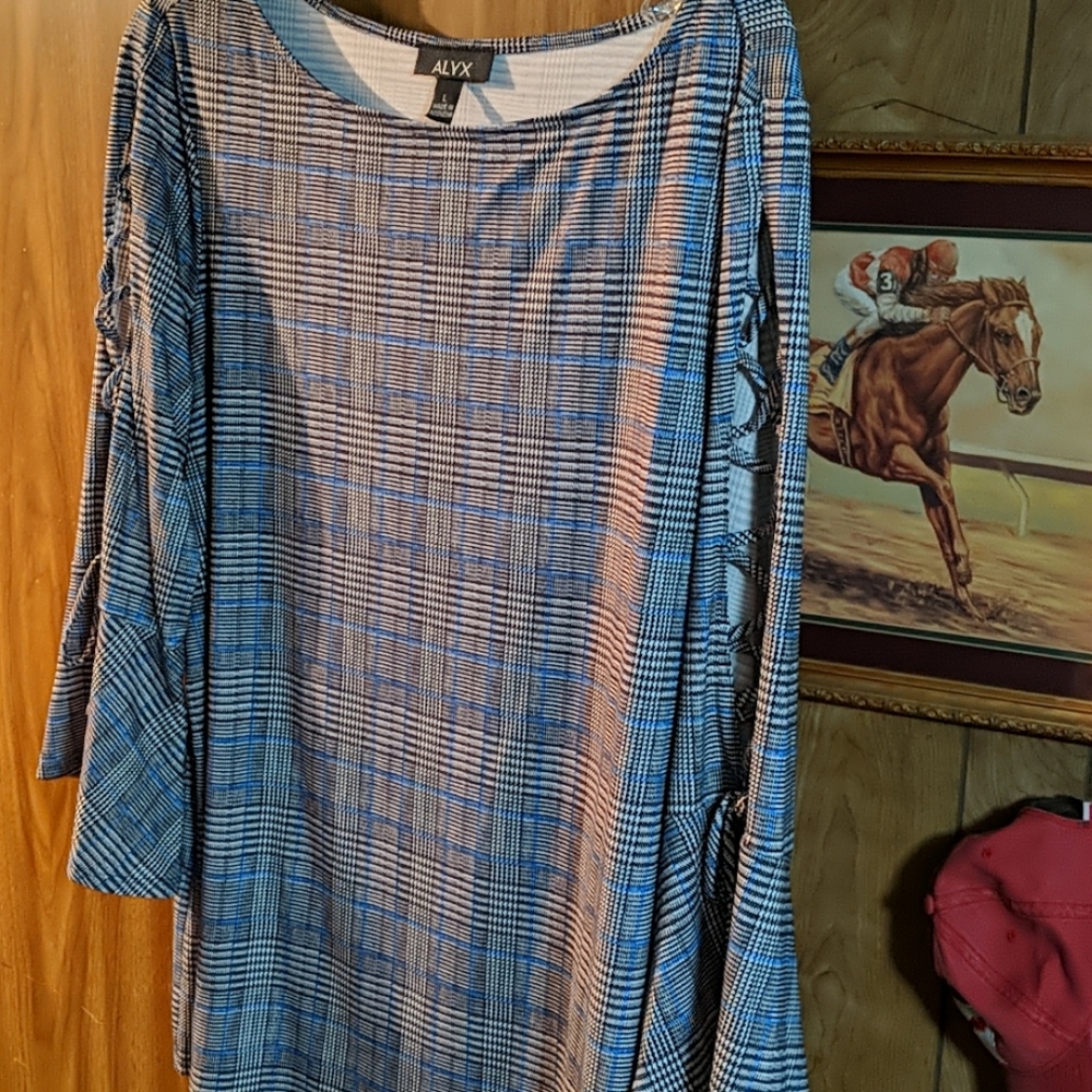 Bell sleeve lace up top